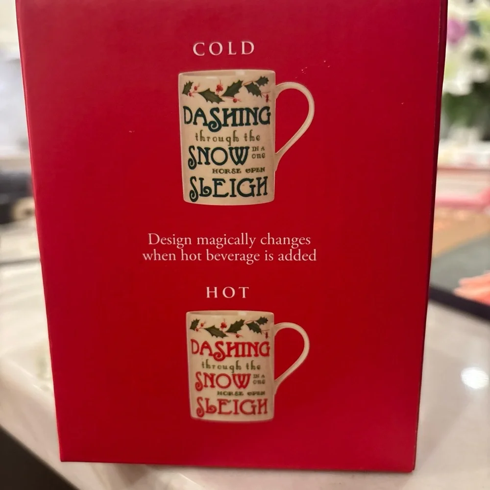 Lenox Red Heat Changing Mug with‎ Festive Design - Picture 2 of 4